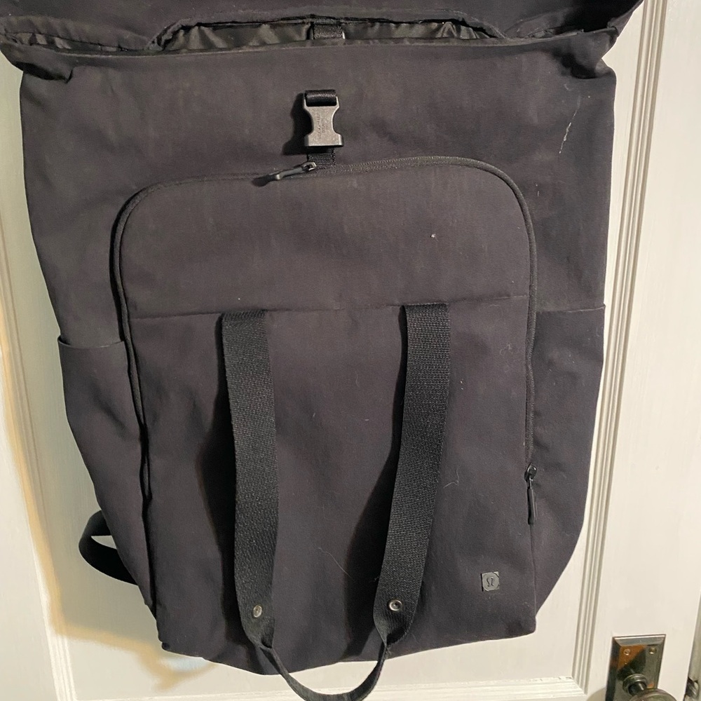 Black Early Embark Lululemon backpack - Picture 5 of 8